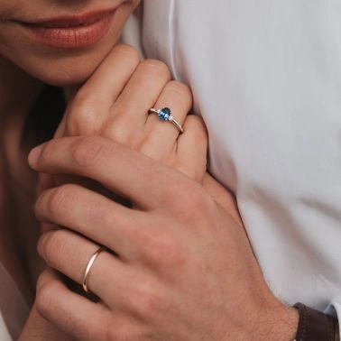 Bague Lepage Roméo en or blanc, saphir et diamants