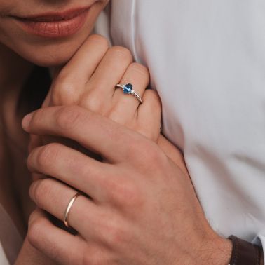 Lepage Romeo ring in rose gold, saphirre and diamonds
