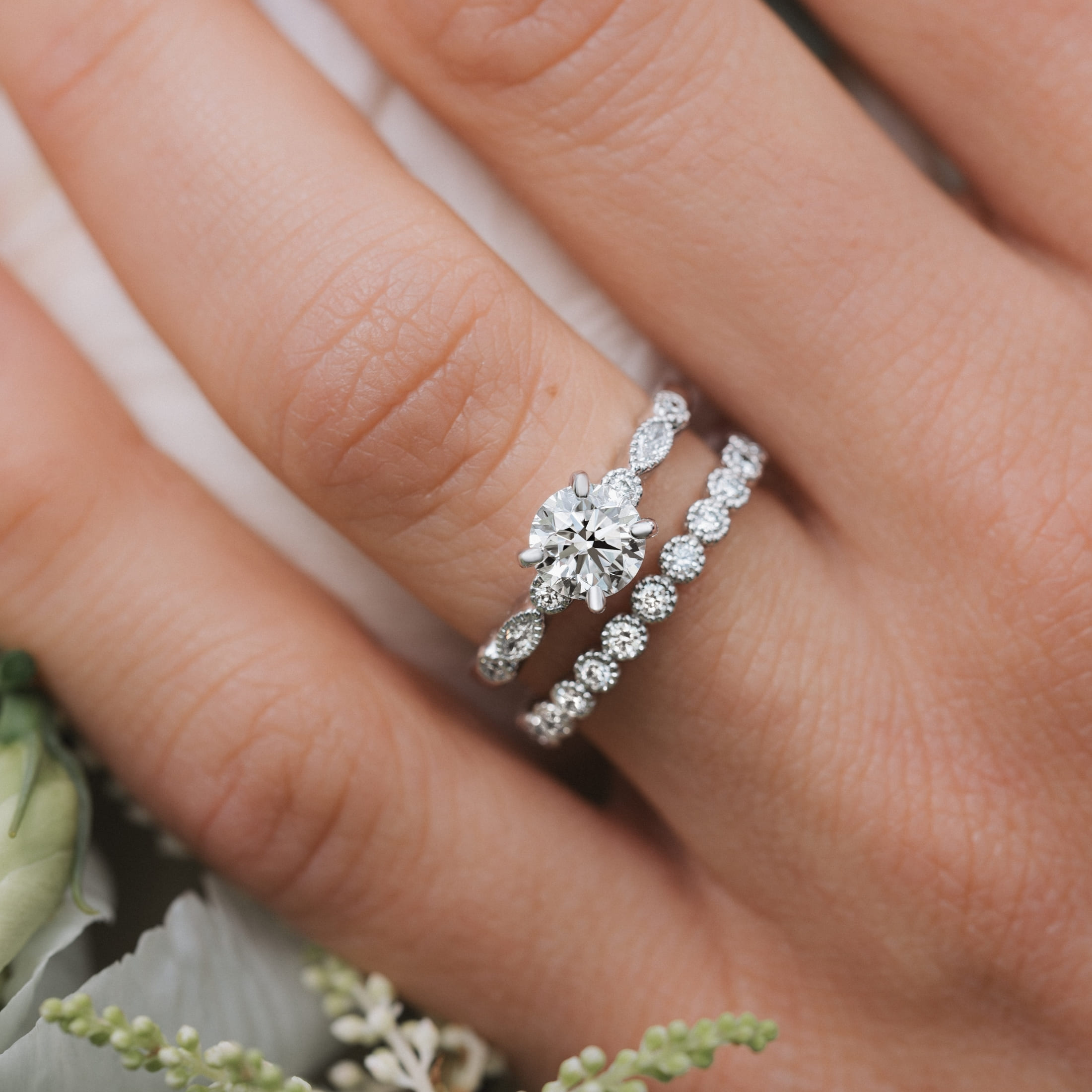 Lepage Leon engagement ring in yellow gold and diamonds