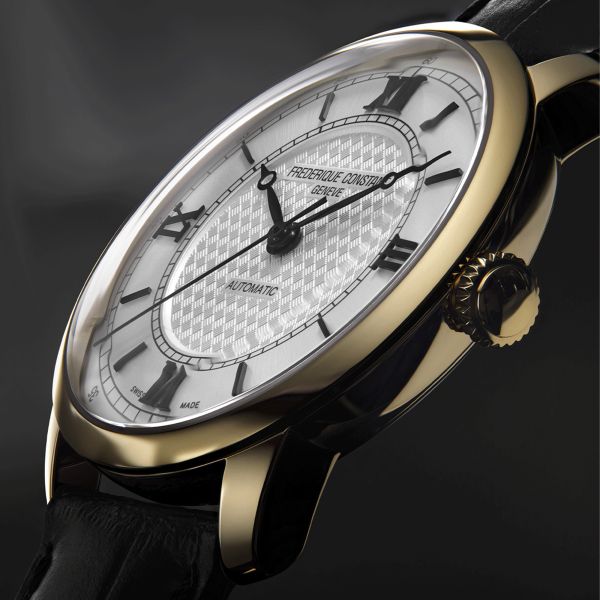 Montre Frédérique Constant Classics Première Automatique PVD or jaune cadran argenté bracelet cuir 38,5 mm