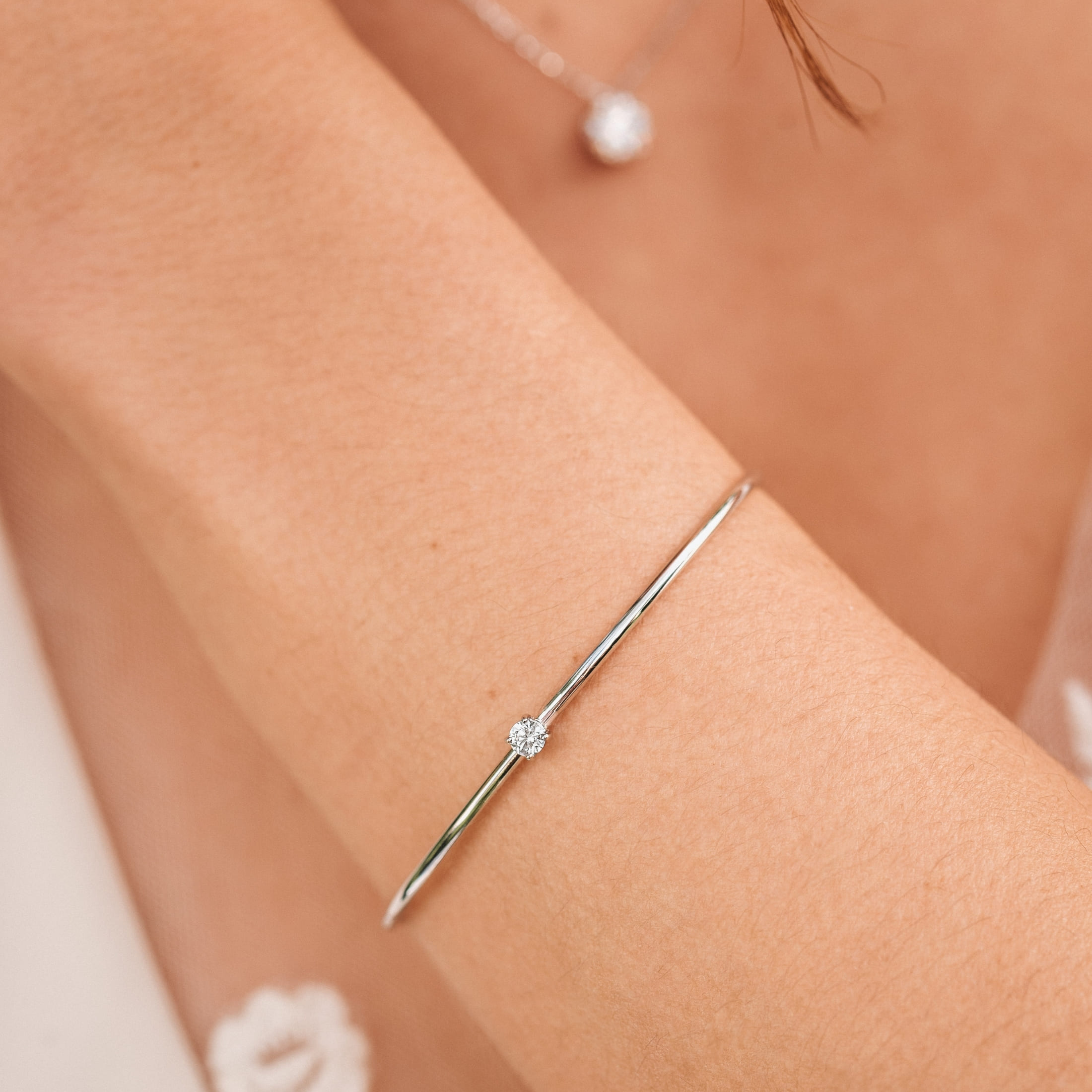 Bracelet Jonc flexible Lepage Pur en or rose et diamant