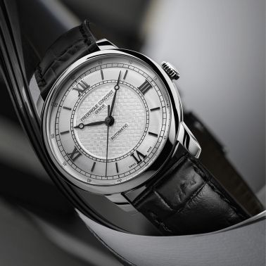 Montre Frédérique Constant Classics Première Automatique cadran argenté bracelet cuir 38,5 mm