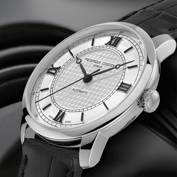 Montre Frédérique Constant Classics Première Automatique cadran argenté bracelet cuir 38,5 mm