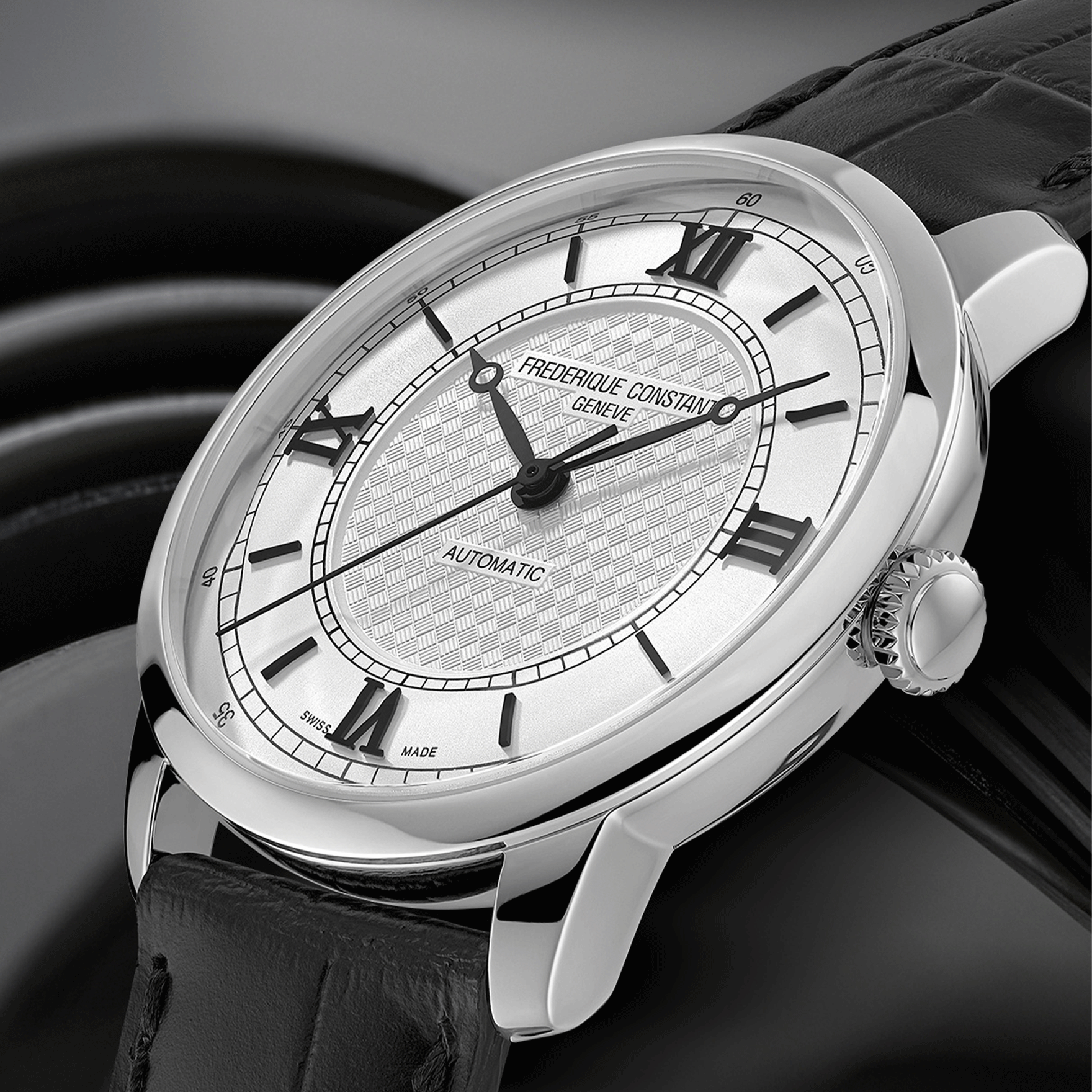 Montre Frédérique Constant Classics Première Automatique cadran argenté bracelet cuir 38,5 mm
