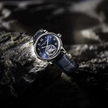 Frederique Constant Classic Manufacture Heart Beat automatic blue dial leather strap 39 mm