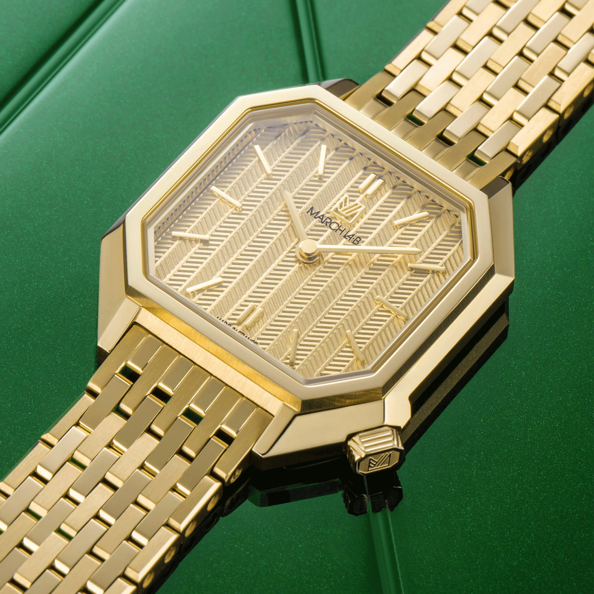 Montre March LA.B Milady Mansart cadran Chevrons Or quartz bracelet acier 9 maillons 28 mm