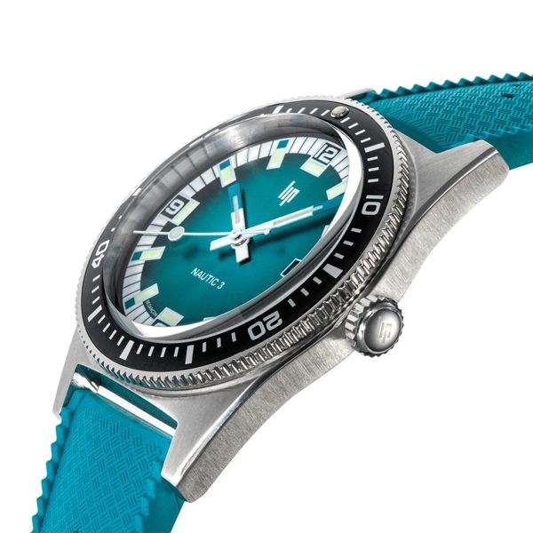Montre Lip Nautic 3 "Océan" automatique cadran bleu bracelet caoutchouc "tropic" 39 mm