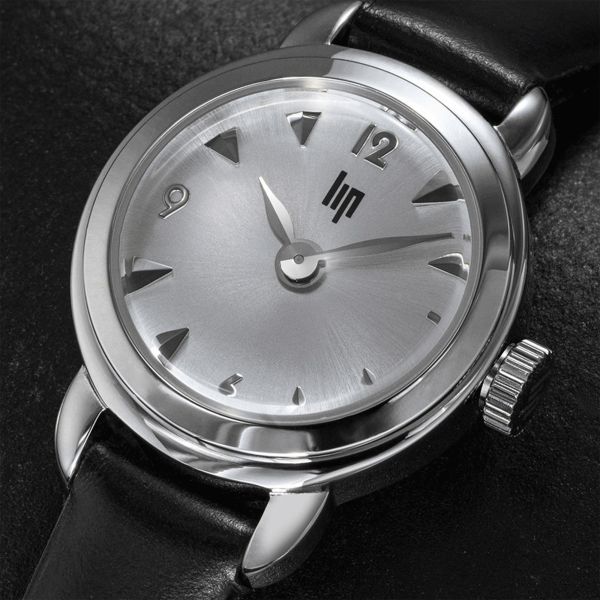 Montre Lip Henriette quartz cadran argenté bracelet cuir noir 18,5 mm