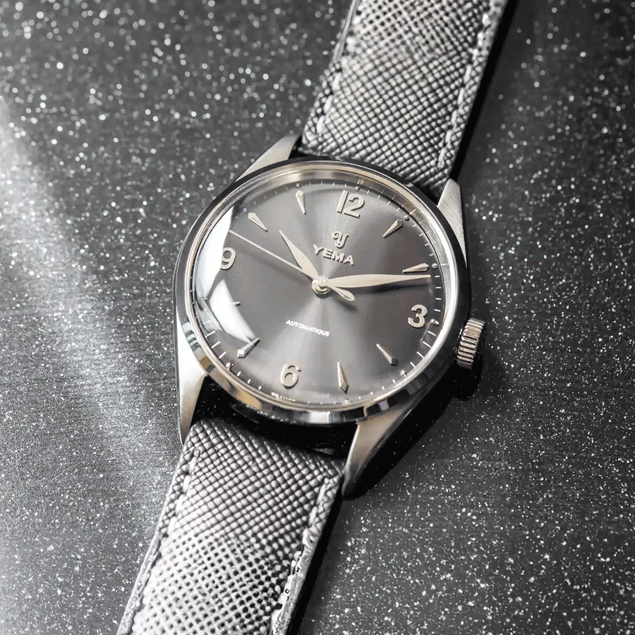 Yema Urban Classic automatic watch black dial black leather strap 37.5 mm YUBC24-37-AA64