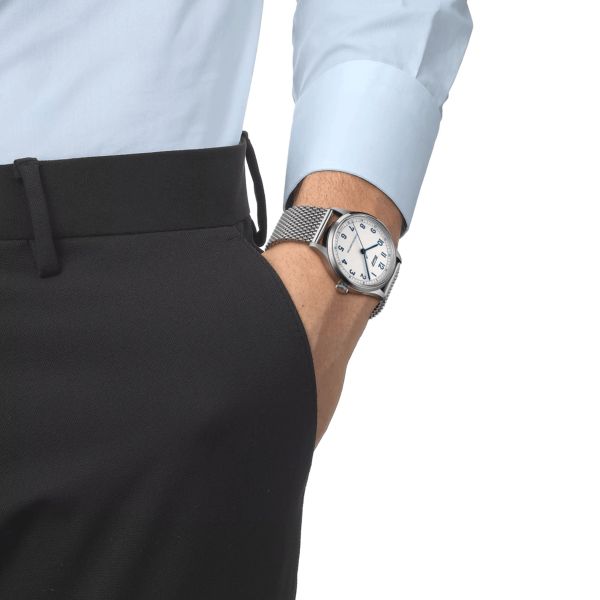 Montre Tissot Heritage COSC 1938 automatique cadran blanc bracelet cuir bleu 39 mm T142.464.16.032.00