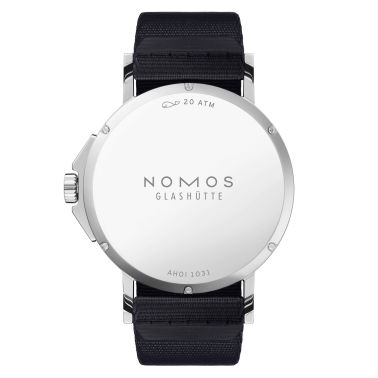 Montre Nomos Ahoi Neomatik Date Atlantique automatique fond acier cadran bleu bracelet tissu bleu noir 38,5 mm