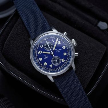 Montre Yema Flygraf Bi-Compax AAE Meca-Quartz cadran bleu bracelet tissu bleu 40 mm