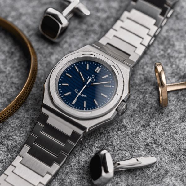 Yema Wristmaster Traveller Micro-Rotor automatic blue dial steel bracelet 39 mm