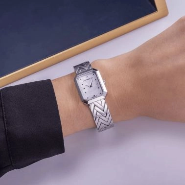 Montre Herbelin Octogône Rectangle quartz cadran nacre bracelet acier 20,40 x 26,40 mm