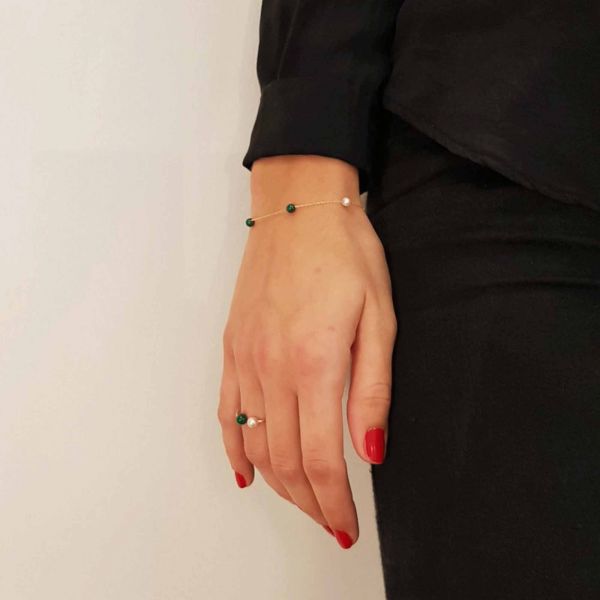 Bracelet Claverin Hope Five en or jaune pierres en malachite et perle blanche