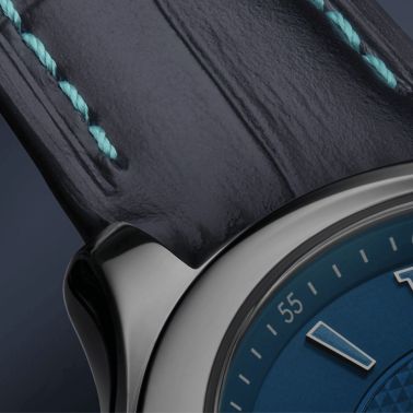 Montre Frédérique Constant Runabout Automatique cadran bleu électrique bracelet cuir 36 mm
