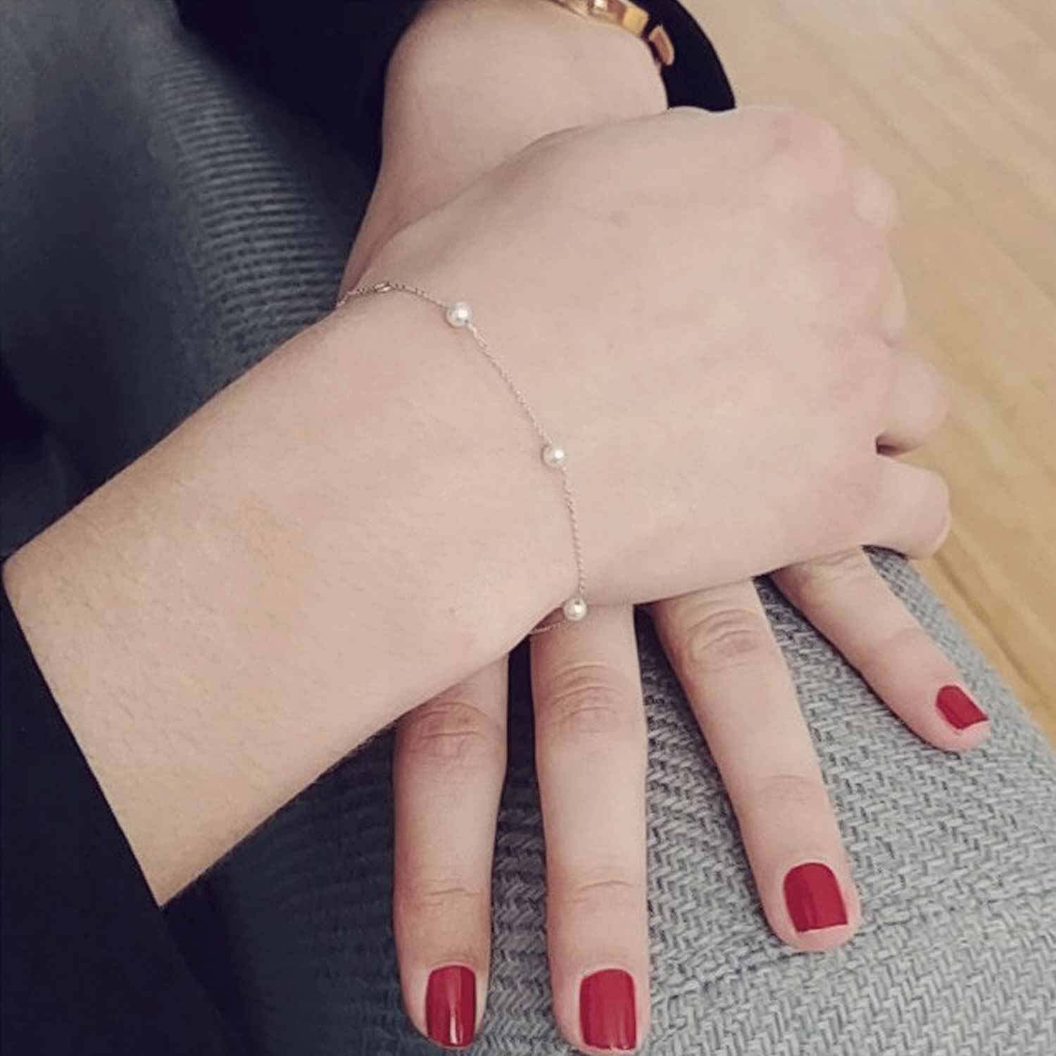 Bracelet Claverin Give Me Five en or blanc et perles blanches