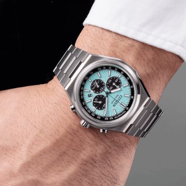 Citizen Super Titanium Chronograph Quartz Eco-Drive turquoise dial titanium bracelet 42,5 mm