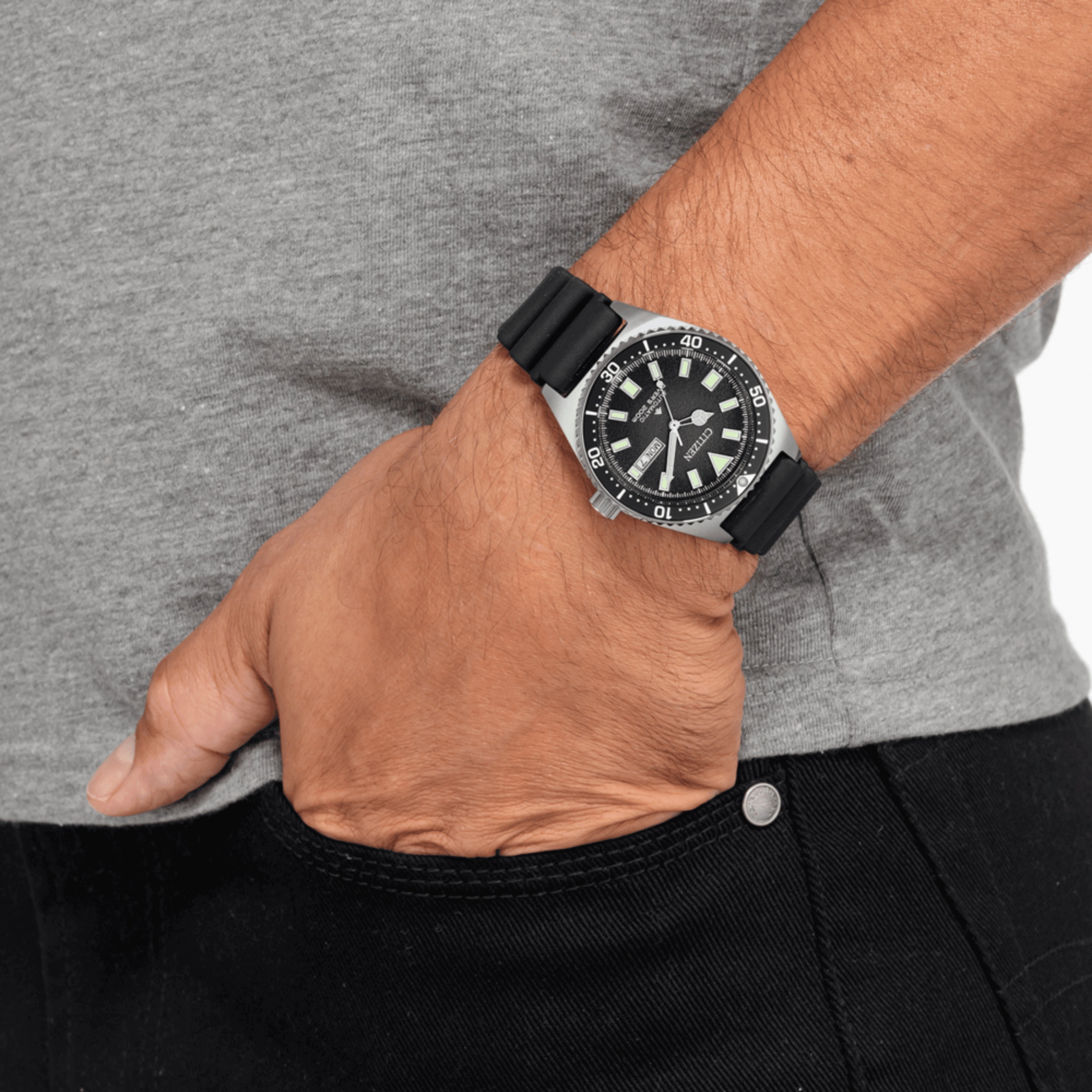 Citizen Promaster Marine automatic black dial rubber strap 41 mm