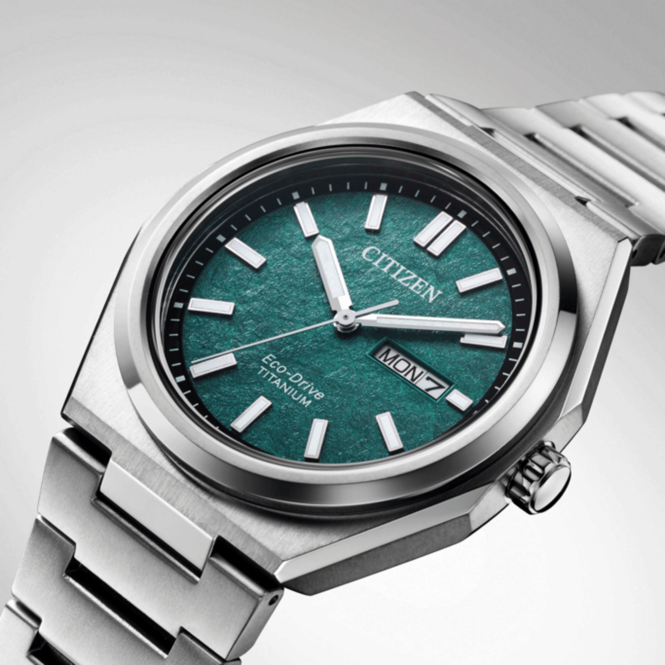 Citizen Super Titanium Day-Date Green AW0130-85XE Lepage