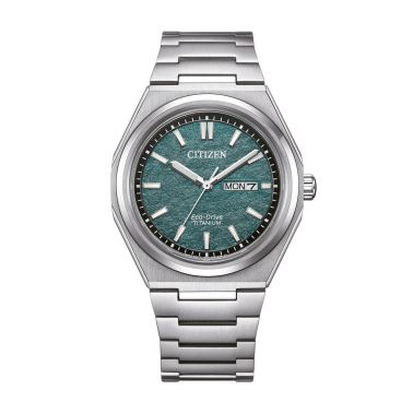 Citizen Super Titanium Day-Date Eco-Drive green dial titanium bracelet 39,5 mm