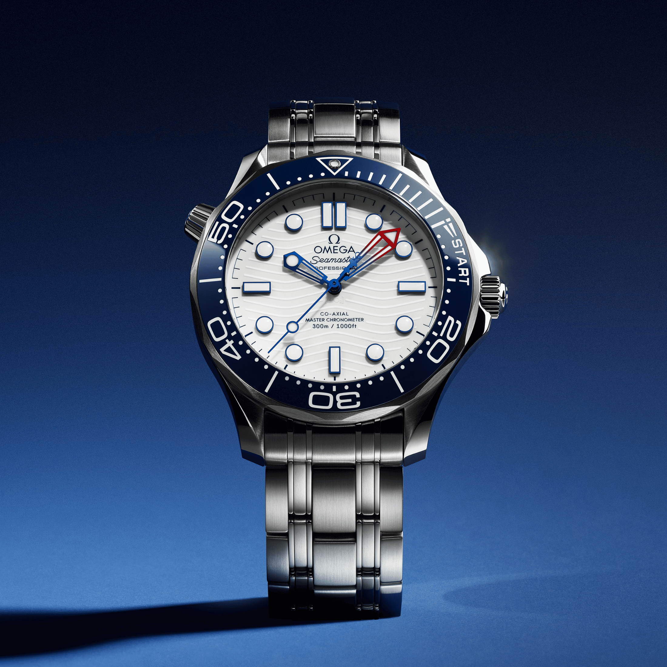 Omega Seamaster Diver 300M America’s Cup Co-Axial Master Chronometer white dial steel bracelet 42 mm