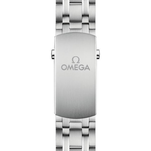 Omega Seamaster Diver 300M America’s Cup Co-Axial Master Chronometer white dial steel bracelet 42 mm