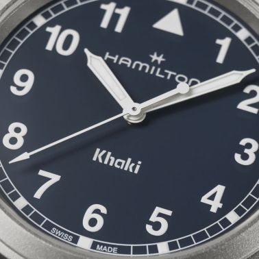 Montre Hamilton Khaki Field quartz cadran bleu bracelet NATO bleu 38 mm