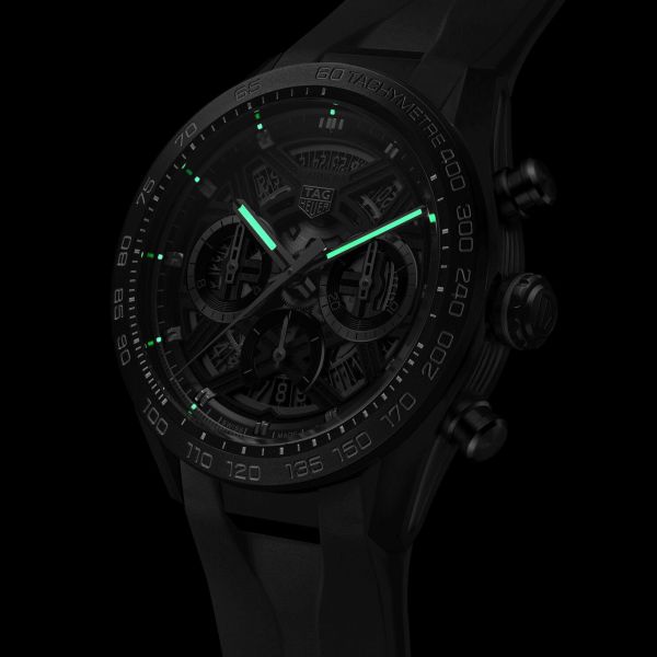 Montre TAG Heuer Carrera Chronographe Extreme Sport DLC automatique squelette 44 mm CBU2080.FT6272