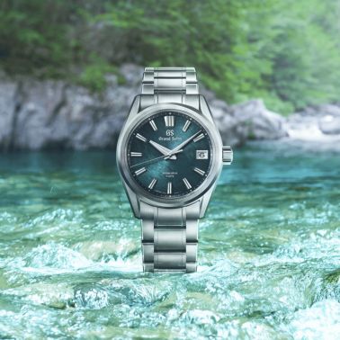 Grand Seiko Evolution 9 Spring Drive "Atera Valley" titanium blue dial steel bracelet 40 mm