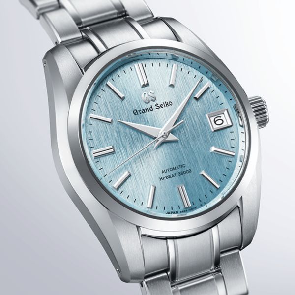 Montre Grand Seiko Heritage "Icefall" automatique Hi-Beat 1998 Revival cadran bleu bracelet acier 37 mm