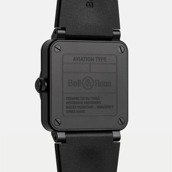 Montre Bell & Ross BR-03 Horizon céramique automatique cadran noir et bleu bracelet caoutchouc 41 mm