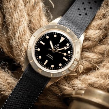 Yema Superman Bronze CMM.10 Limited Edition automatic black dial black rubber strap 39 mm