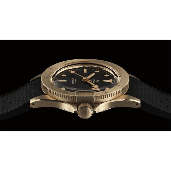 Yema Superman Bronze CMM.10 Limited Edition automatic black dial black rubber strap 39 mm