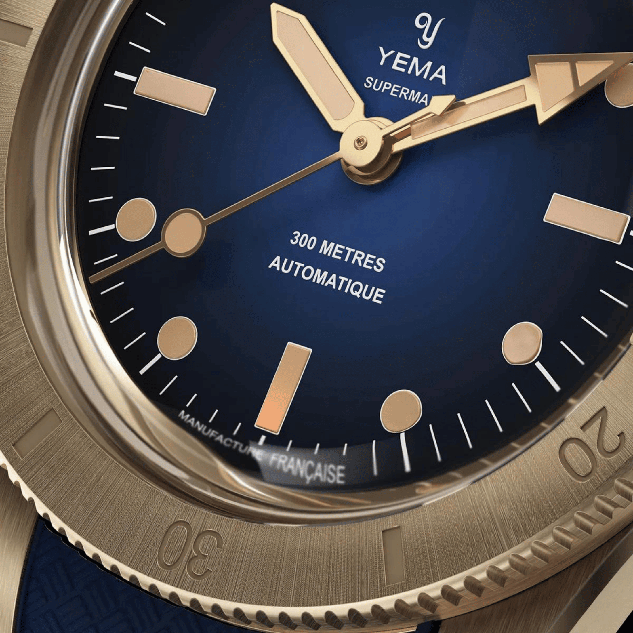 Yema Superman Bronze CMM.10 Limited Edition automatic blue dial blue rubber strap 39 mm