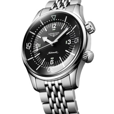 Montre Longines Legend Diver automatique cadran noir bracelet acier 39 mm