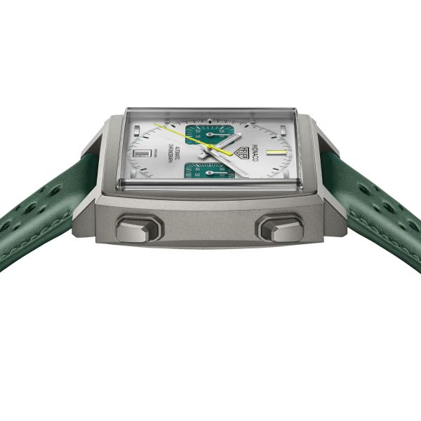 Montre TAG Heuer Monaco Chronograph Racing Green automatique cadran argenté bracelet cuir vert 39 mm CAW218E.FC6565