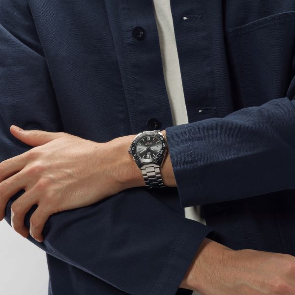 Montre TAG Heuer Formula 1 Calibre 5 cadran anthracite bracelet acier 43 mm WAZ2011.BA0842