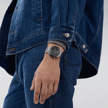 TAG Heuer Formula 1 quartz watch black dial black bezel steel bracelet 43 mm