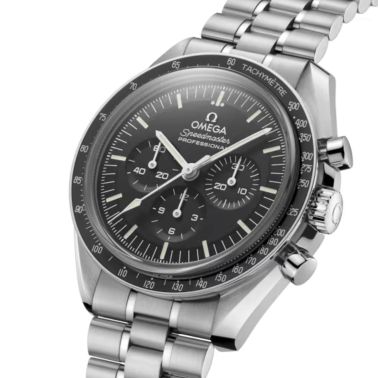 Omega Speedmaster Moonwatch Professional Chronograph Co-Axial Master Chronometer sapphire crystal steel strap 42 mm