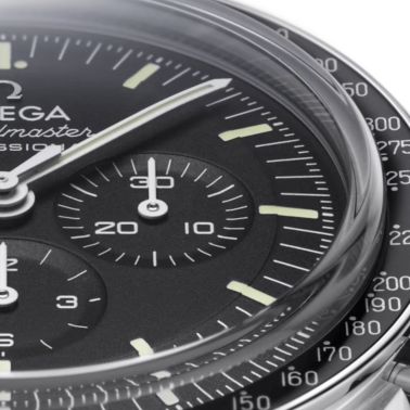 Omega Speedmaster Moonwatch Professional Chronograph Co-Axial Master Chronometer sapphire crystal steel strap 42 mm