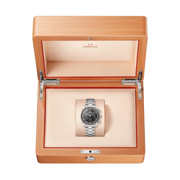 Omega Speedmaster 38 Chronograph Co-Axial Chronometer automatic black dial steel bracelet 38 mm