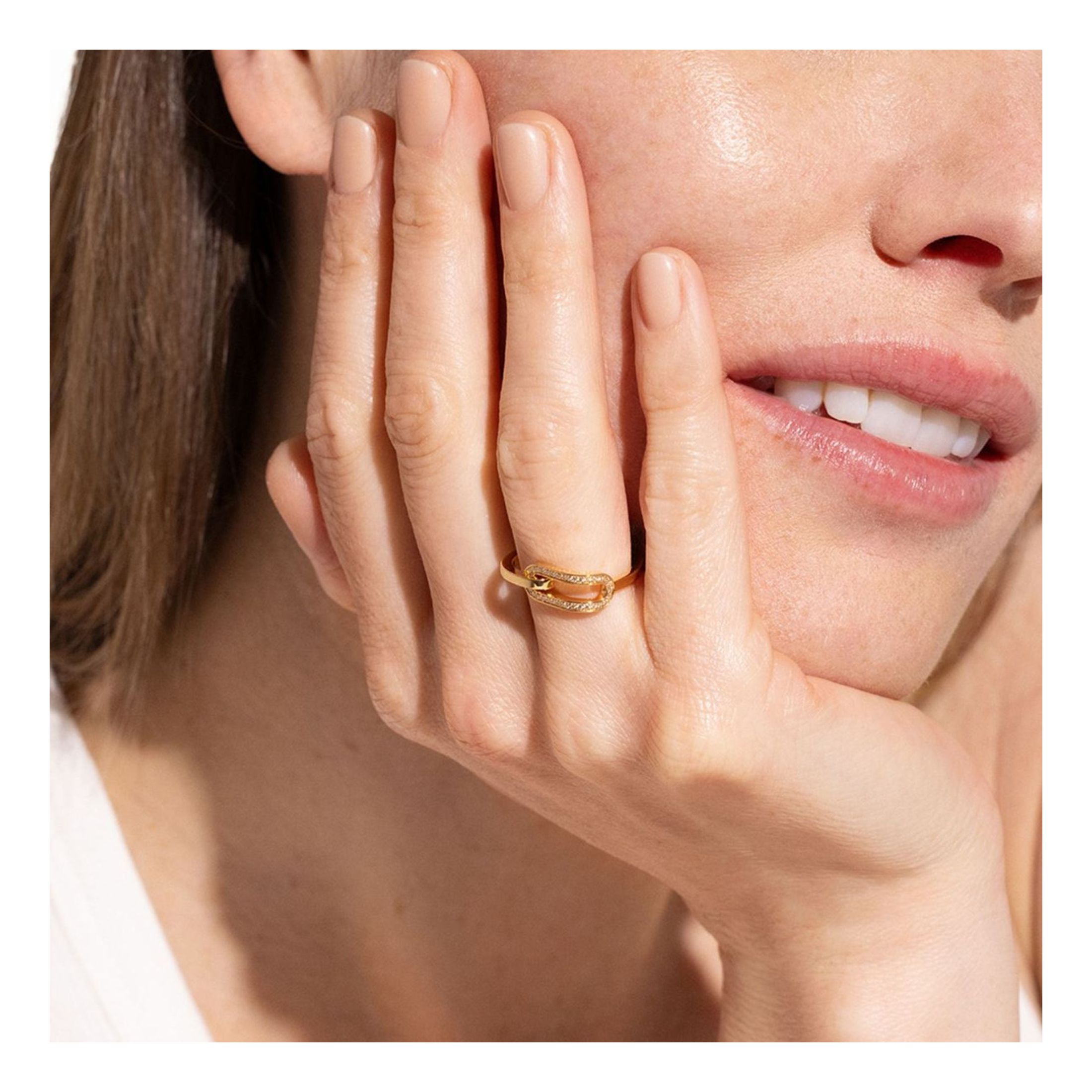 dinh van Maillon small model ring in yellow gold and diamonds LEPAGE