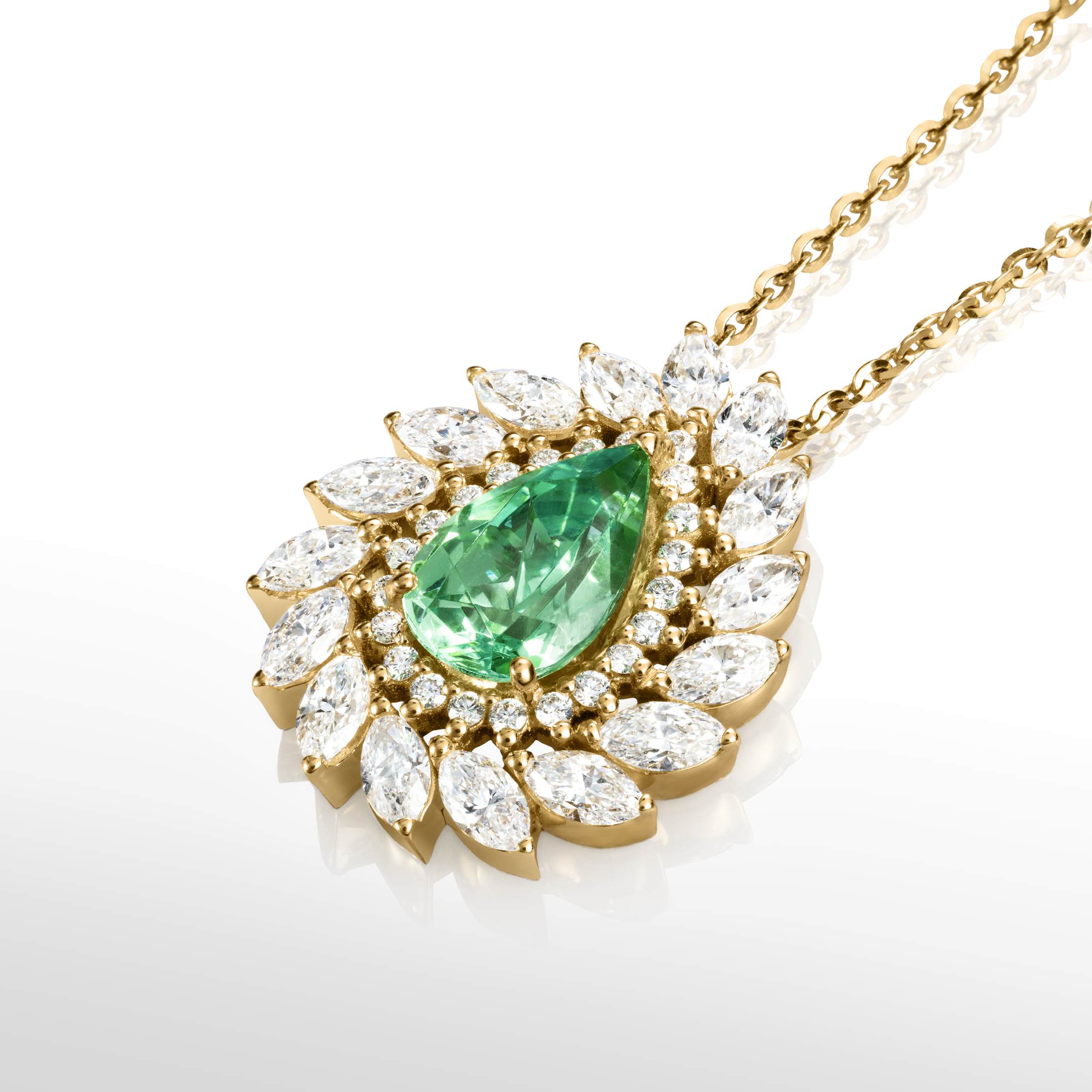 Collier Lepage La Suzanne en or jaune et grenat