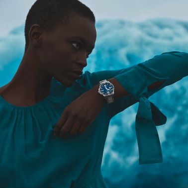 Montre Longines HydroConquest automatique cadran bleu bracelet acier 39 mm L3.780.4.96.6