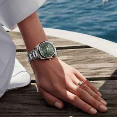 Montre Omega Seamaster Aqua Terra 150m Petite Seconde Co-Axial Master Chronometer cadran vert bracelet acier 38 mm