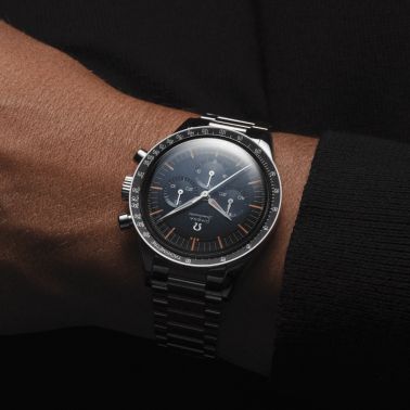 Omega Speedmaster "First OMEGA In Space" Co-Axial Master Chronometer brown leather strap 39,7 mm