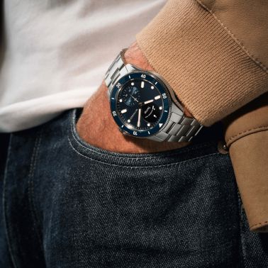 Montre Connectée Withings ScanWatch Nova cadran bleu bracelet acier 42 mm WSW N BLUE