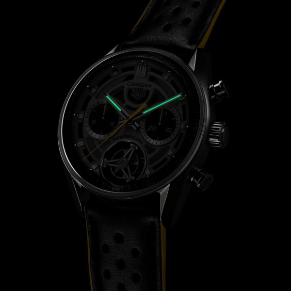 Montre TAG Heuer Carrera Chronographe Tourbillon x Porsche Panamericana automatique cadran argenté bracelet cuir 42 mm