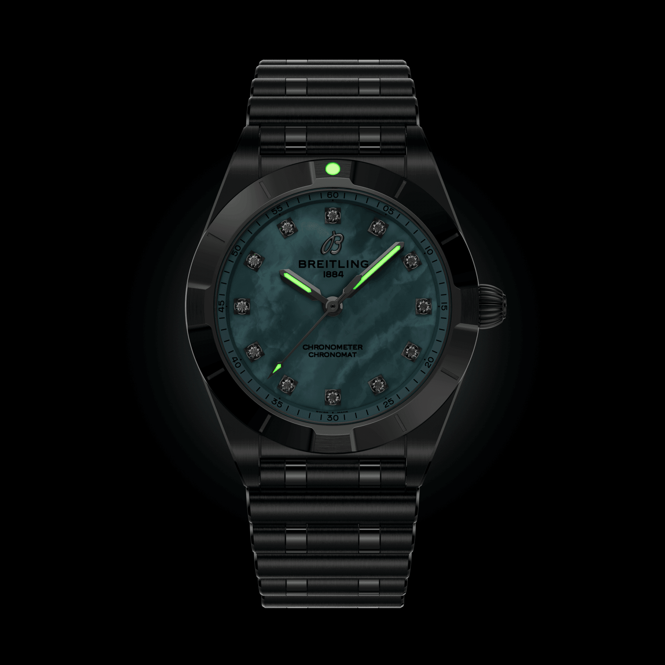 Montre Breitling Chronomat quartz index diamants cadran nacre bleue bracelet acier 28 mm A72310101C1A1